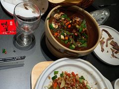 -鸽子侯·家宴·平价海鲜(市图书馆店)
