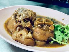 -Kha Mu Charoensang(Silom)
