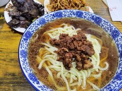 -小四川麻辣面馆(新联草街店)