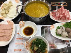 -呷哺呷哺(哈尔滨红博购物广场店)