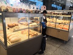 面包甜点陈列柜-BreadTalk面包新语(龙之梦购物中心莘庄店)