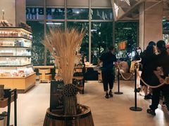 -星巴克臻选(杭州嘉里中心1F店)
