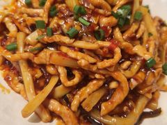 鱼香肉丝-麻六记(凤凰汇店)