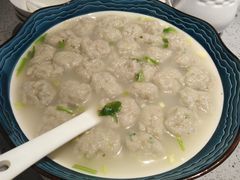 小船鱼丸汤-小船渔村•大连菜•大连焖鱼(明泽街店)