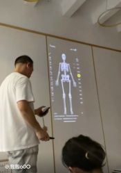 -亚太瑜伽普拉提学院