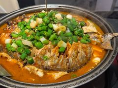 -辣尚瘾·烤鱼·新川菜(牡丹园直营店)