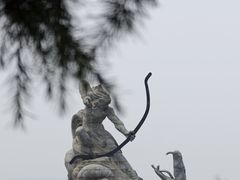 -巴陵广场