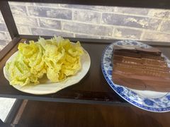 -菌之家·专业纯野生菌火锅·特色炒菌