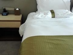 -苏州汇融广场假日酒店