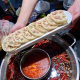 漫步宽窄巷子，路遇人均50还能看川剧变脸的美味火锅🍲