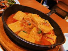 蒜香火腿包浆豆腐-云海肴·汽锅鸡·云南菜(广安门天虹店)