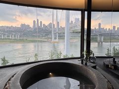 -Yolo私汤温泉设计师酒店(重庆南滨路店)