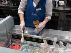 -VENCHI 闻绮(上海佛罗伦萨小镇店)