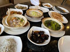 凤爪还有煲仔类的小吃都是限量的-金泰食府(竹园店)