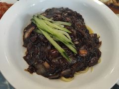 -桃园中华料理炸酱面(燕儿岛路店)