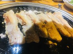 -唯成•韩国炭火烤肉 유성고기