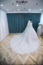 -予白婚纱礼服馆