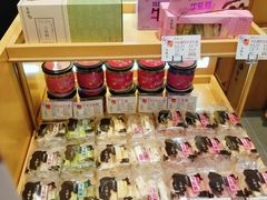 零售区-唐饼家(龙之梦购物中心虹口店)