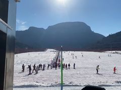 -济南卧虎山滑雪场