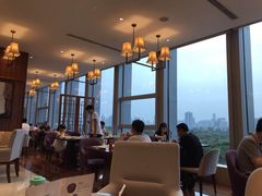 靠窗位-景湖轩全日制餐厅·南湖名都