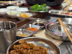 -围炉肉舍•炭烤活鳗•丹东海鲜烤肉(步行街店)