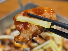 韭芽蘑菇爆猪肝-弄堂里·寻味杭州(湖滨银泰in77C区店)