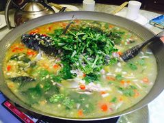 -独一佳老胡湘菜馆(矿山路店)