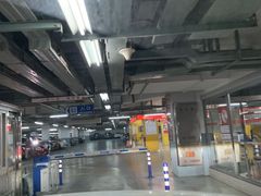 场地-百盛优客城市广场-停车场