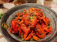 -肥肥虾庄·金牌油焖大虾(汉街SKP店)