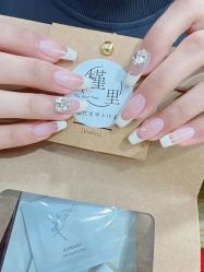 -槿里日式美甲工作室