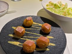 -MONICH牛排融合餐厅(和义大道购物中心店)