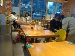 大堂-伊麦佳兰州牛肉面清真美食店