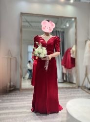 -Lady  Jane高端婚纱礼服馆
