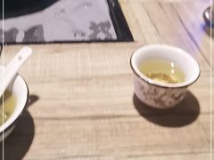 -哈吱喂丽江火塘·牦牛火锅(五一街店)