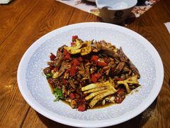 -黄泥岗·地道湖北菜(奥特莱斯店)