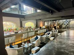 -穹六人间 people 6(岳阳路店)