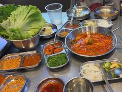 韩式炒年糕-哈哈碳都·牛肋条无限自助烤肉(台江万达店)