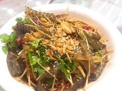 特色捞爽鲮鱼皮-暨南大学（石牌校区）明湖楼