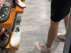 -东荟城名店仓
