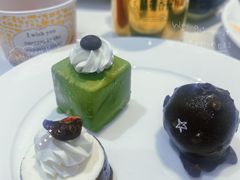 -晶丽香榭自助餐(南京大饭店)