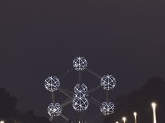 -原子球塔