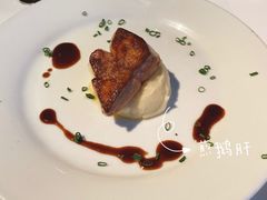 香煎鹅肝-茹丝葵经典牛排馆(上海外滩店)