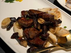 蒜片京葱炒谷饲牛肉-广舟(千禧店)