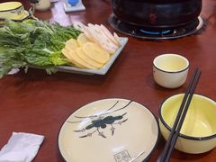 -菌之家·专业纯野生菌火锅·特色炒菌