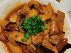 鳇鱼炖土豆-胖姐渔村(中源大道店)
