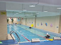 -小蓝鲸游泳培训基地(积水潭店)
