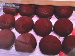 可可芋泥夹心面包-巴黎贝甜(龙之梦购物中心虹口店)