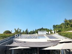 -UNI UNI(环亚凯瑟琳店)