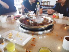 -九尺赵老四鲜鹅肠火锅