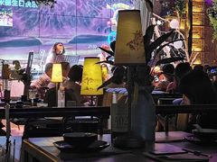 -临界音乐酒馆·小龙虾·江湖菜(华熙LIVE·鱼洞店)